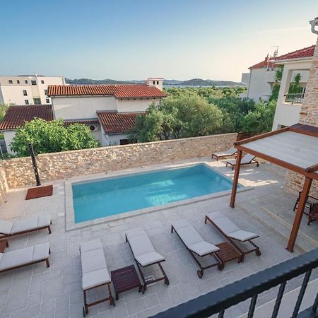 Olive Tree Apartments 沃迪切 外观 照片