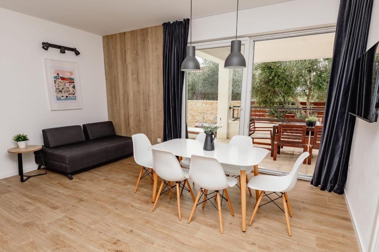 Olive Tree Apartments 沃迪切 外观 照片