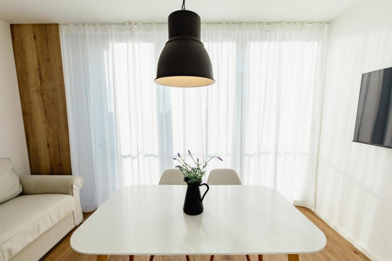 Olive Tree Apartments 沃迪切 外观 照片