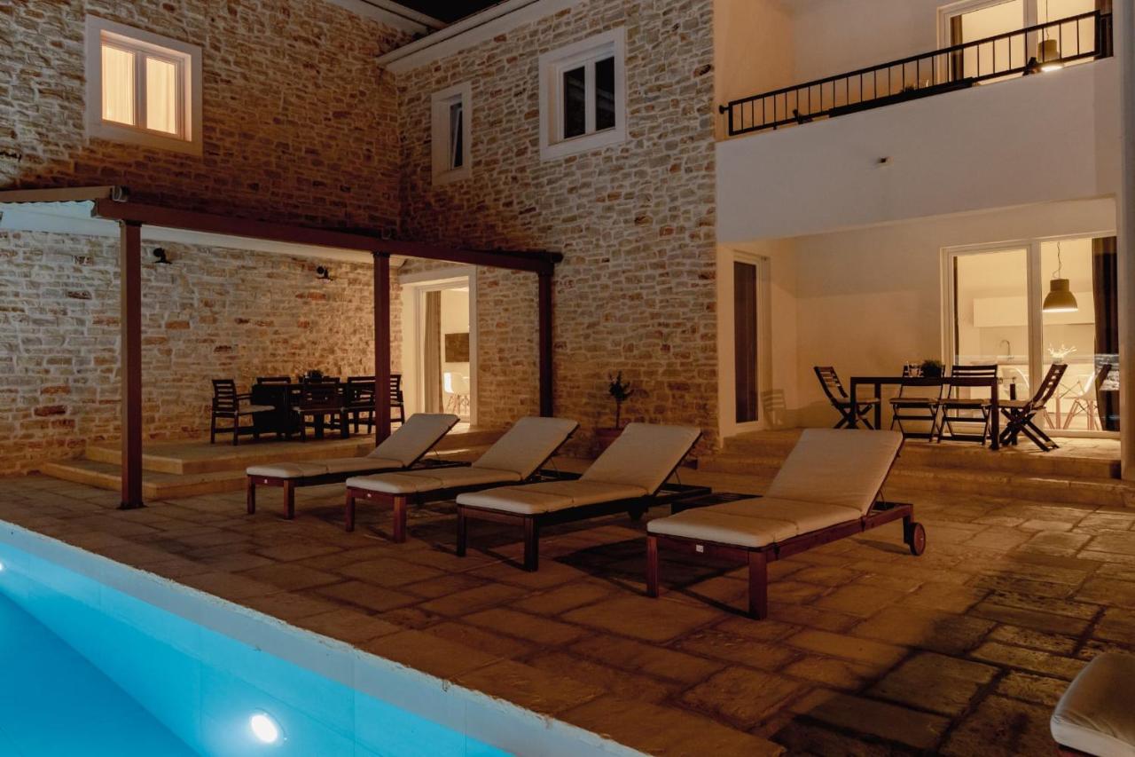 Olive Tree Apartments 沃迪切 外观 照片