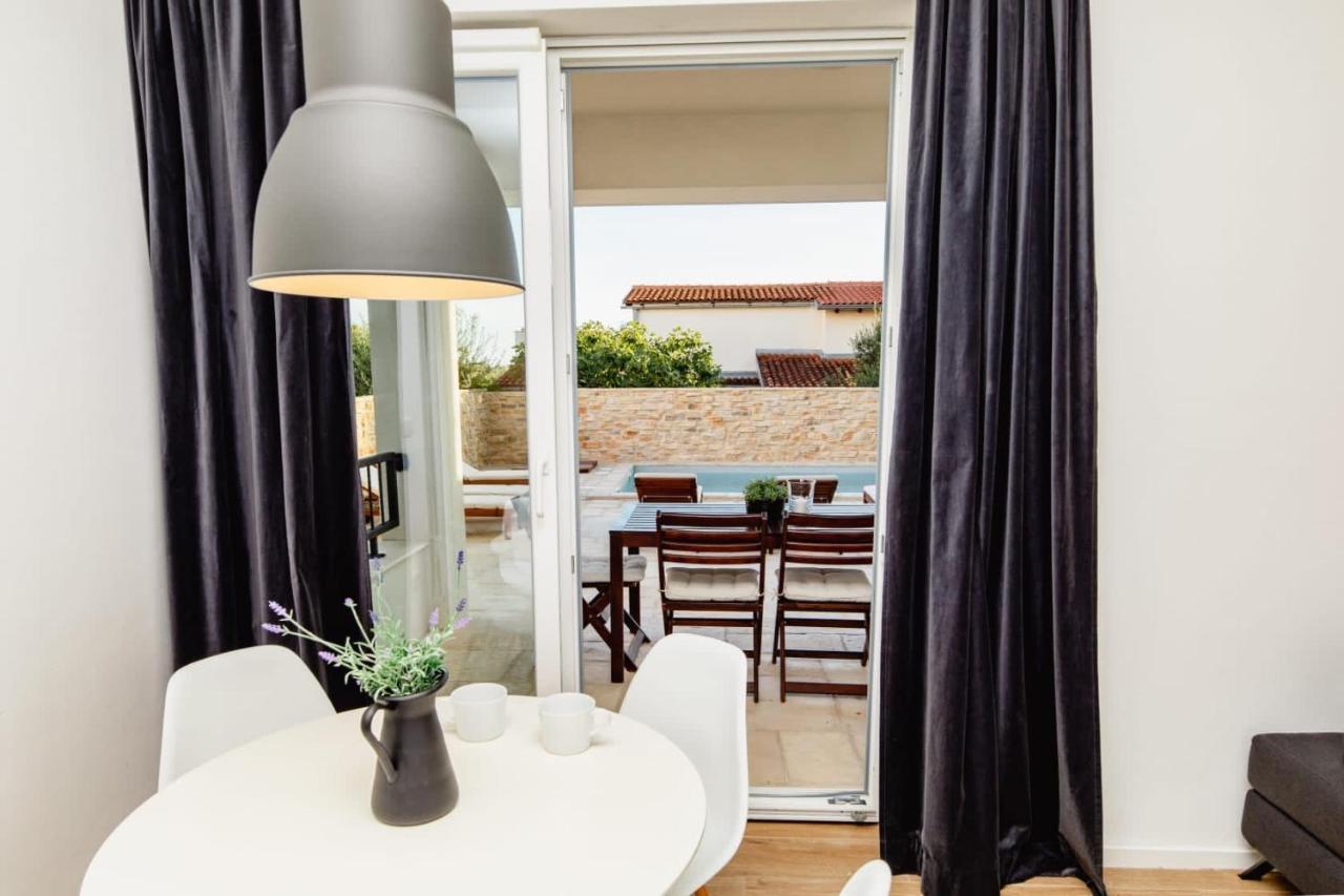 Olive Tree Apartments 沃迪切 外观 照片