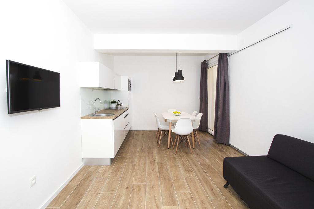 Olive Tree Apartments 沃迪切 外观 照片